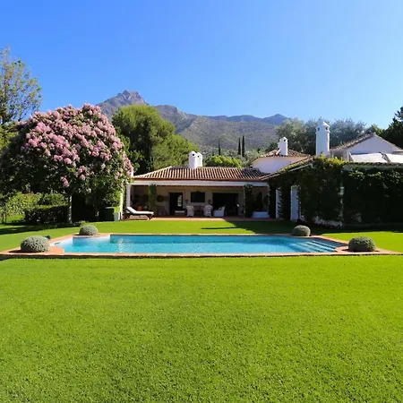 El Almendral Premium Hill Club Villa *
